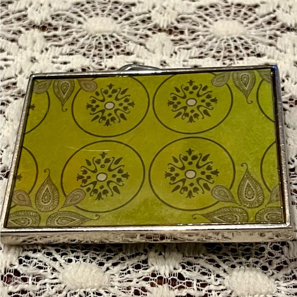 Vintage Ladies Belt Buckles - Picture 4 of 7